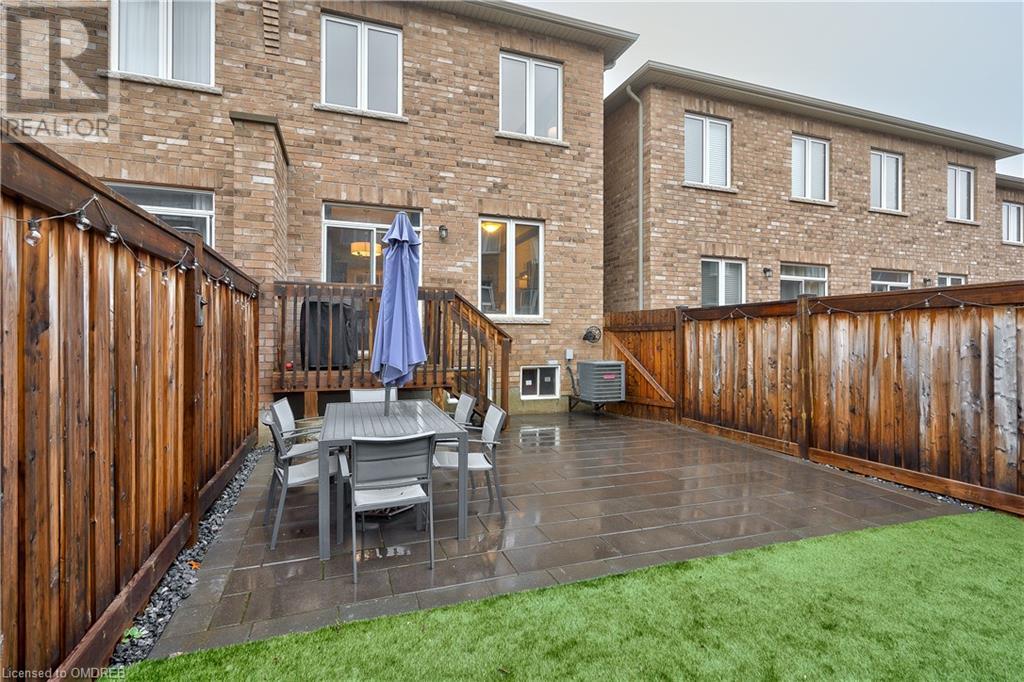 90 UPPER CANADA Court, ON L7G 0A4 MLS40520151