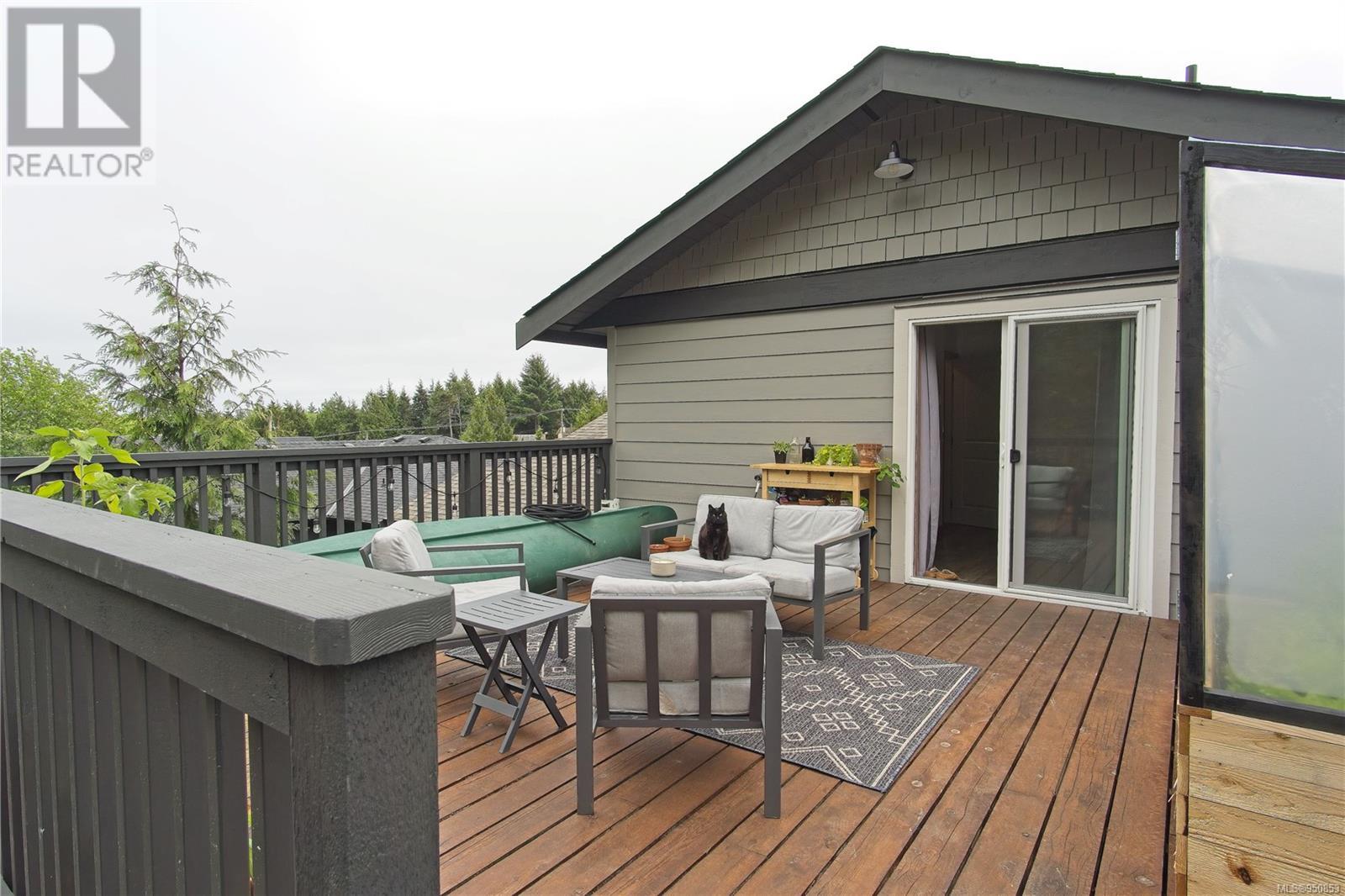 374 Pacific Cres, Ucluelet