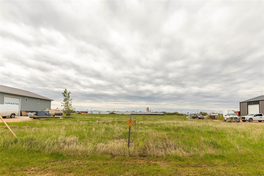 Vacant Land For Sale | 72 Acres Drive | Steinbach | R5G0W5