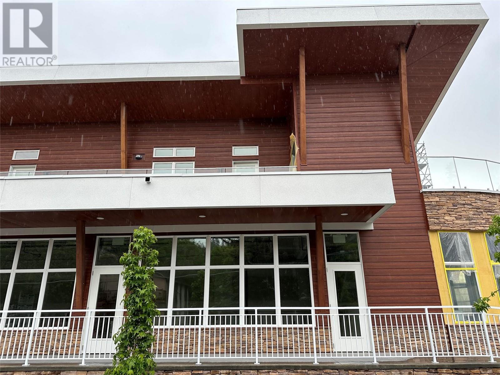 13415 LAKESHORE Drive Unit# 110, Summerland