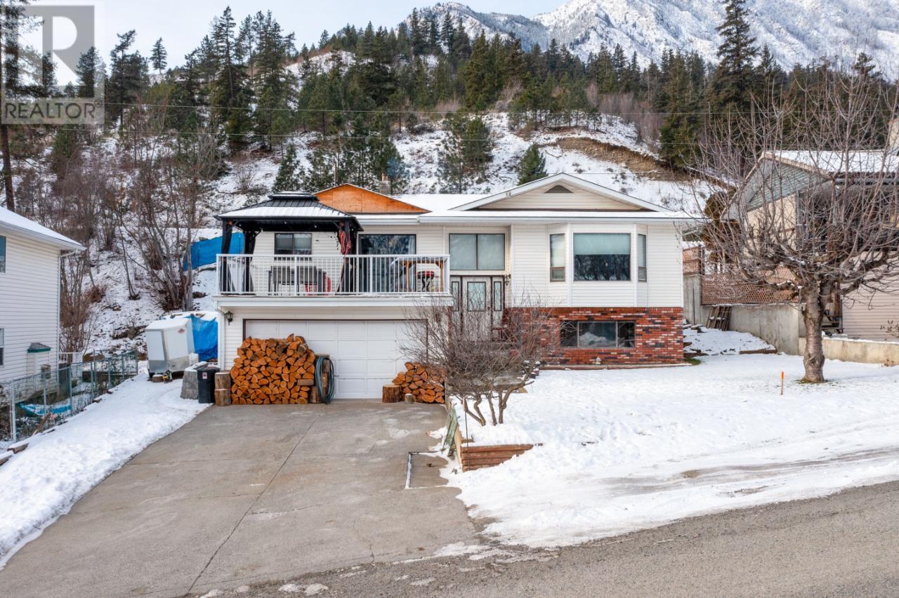 890 Eagleson Cres, Lillooet
