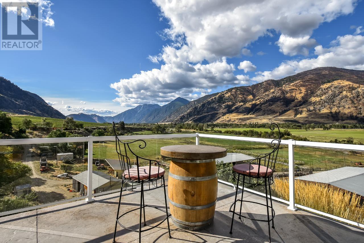 1143 HWY 3, Cawston