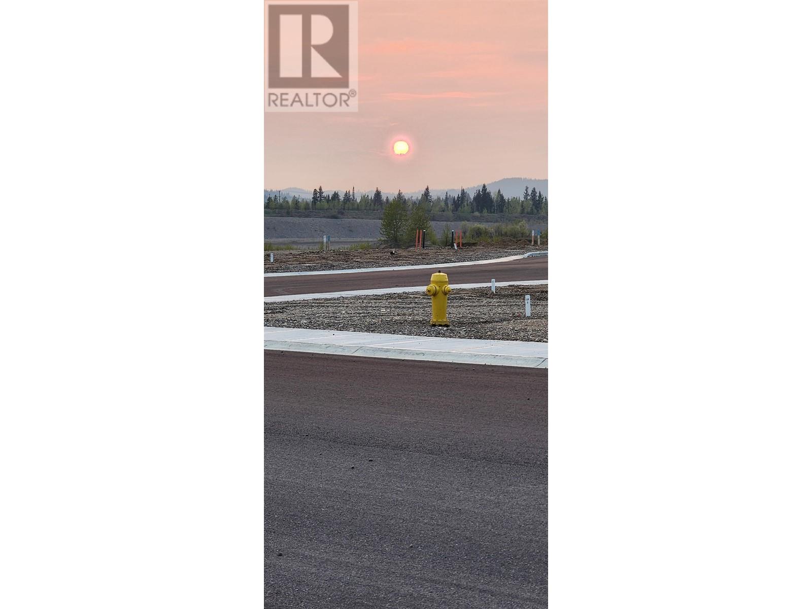 2712 MAGNOLIA CRESCENT, Prince George
