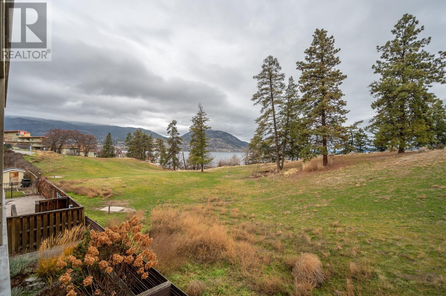 102 479 VANCOUVER Avenue, Penticton