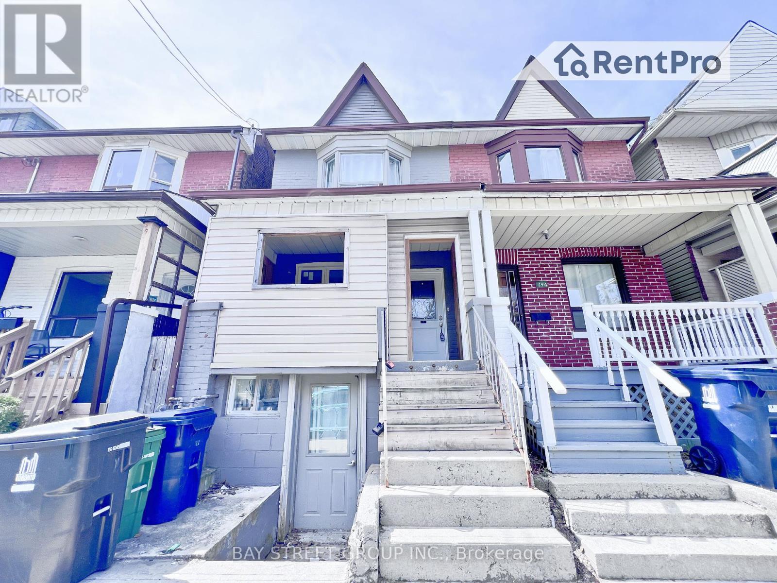 2 Bedroom Residential Home For Rent | Upper 792 Pape Ave | Toronto | M4K3S7