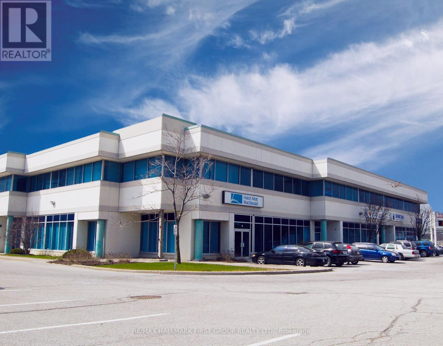 Commercial For Rent | 10 1815 Ironstone Manr | Pickering | L1W3W9
