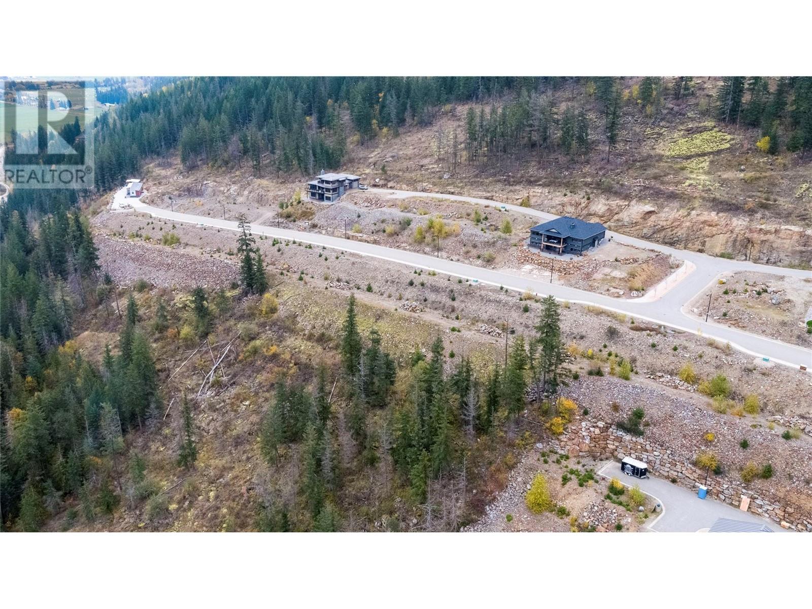  270 Bayview Drive, Sicamous
