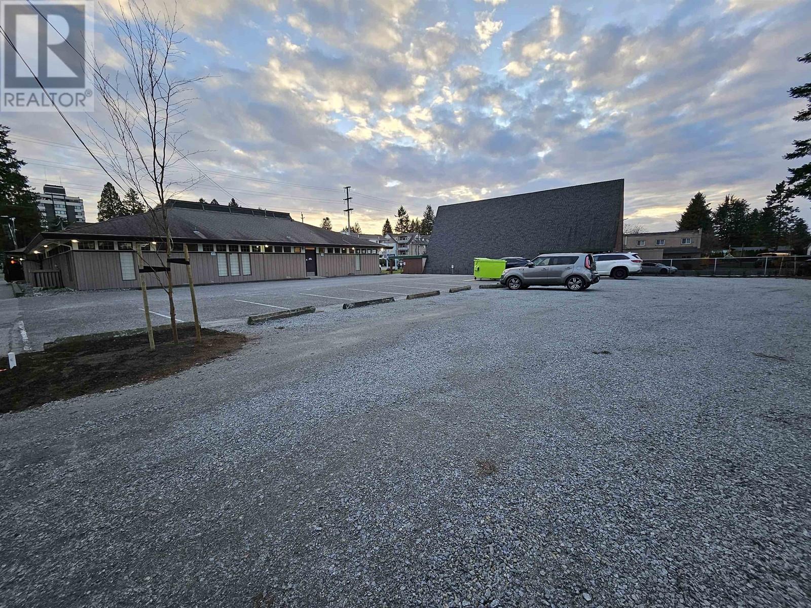 Photo 2 of 12035 222 Street, Maple Ridge BC