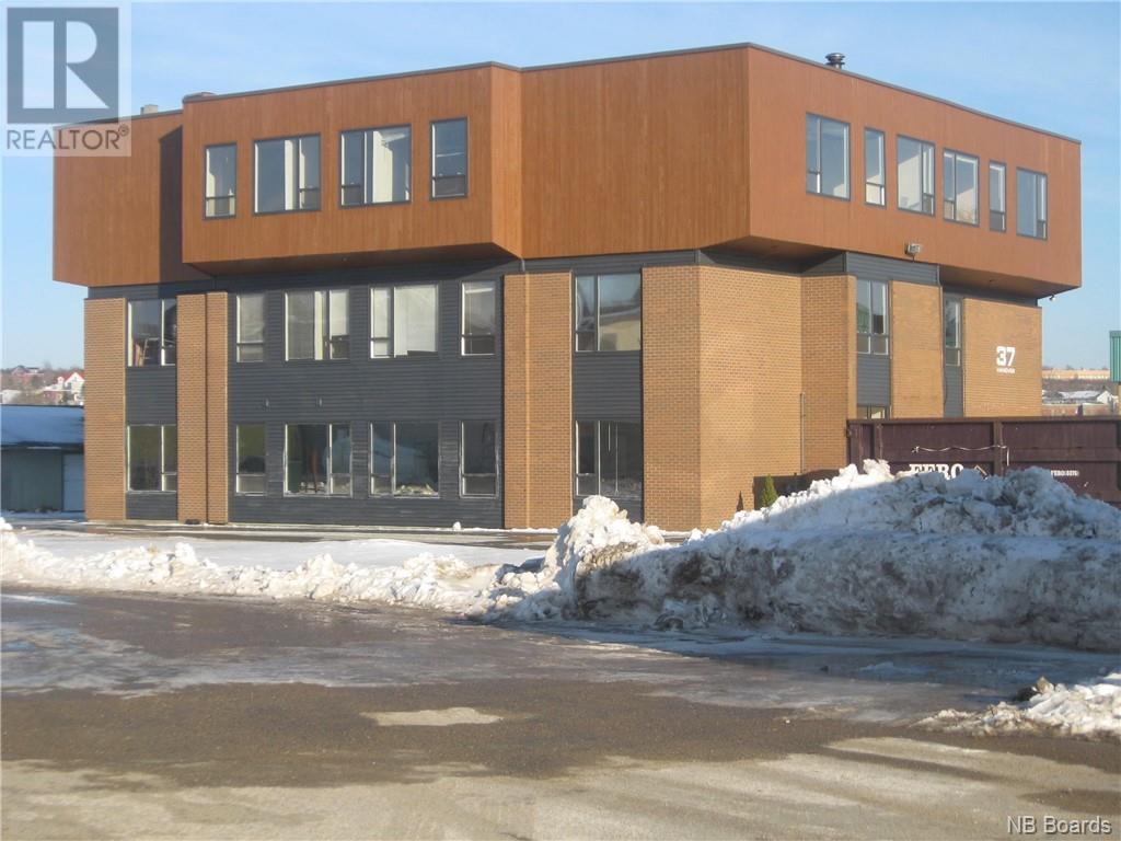 Photo 4 of 33 37 Hanover Street, Saint John NB