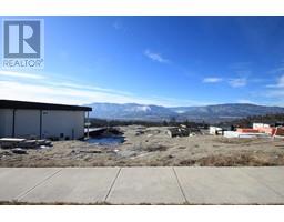 1099 ELK Street, Penticton