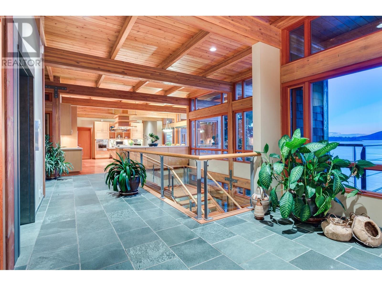 5363 KEW CLIFF ROAD, West Vancouver real estate listing R2851195