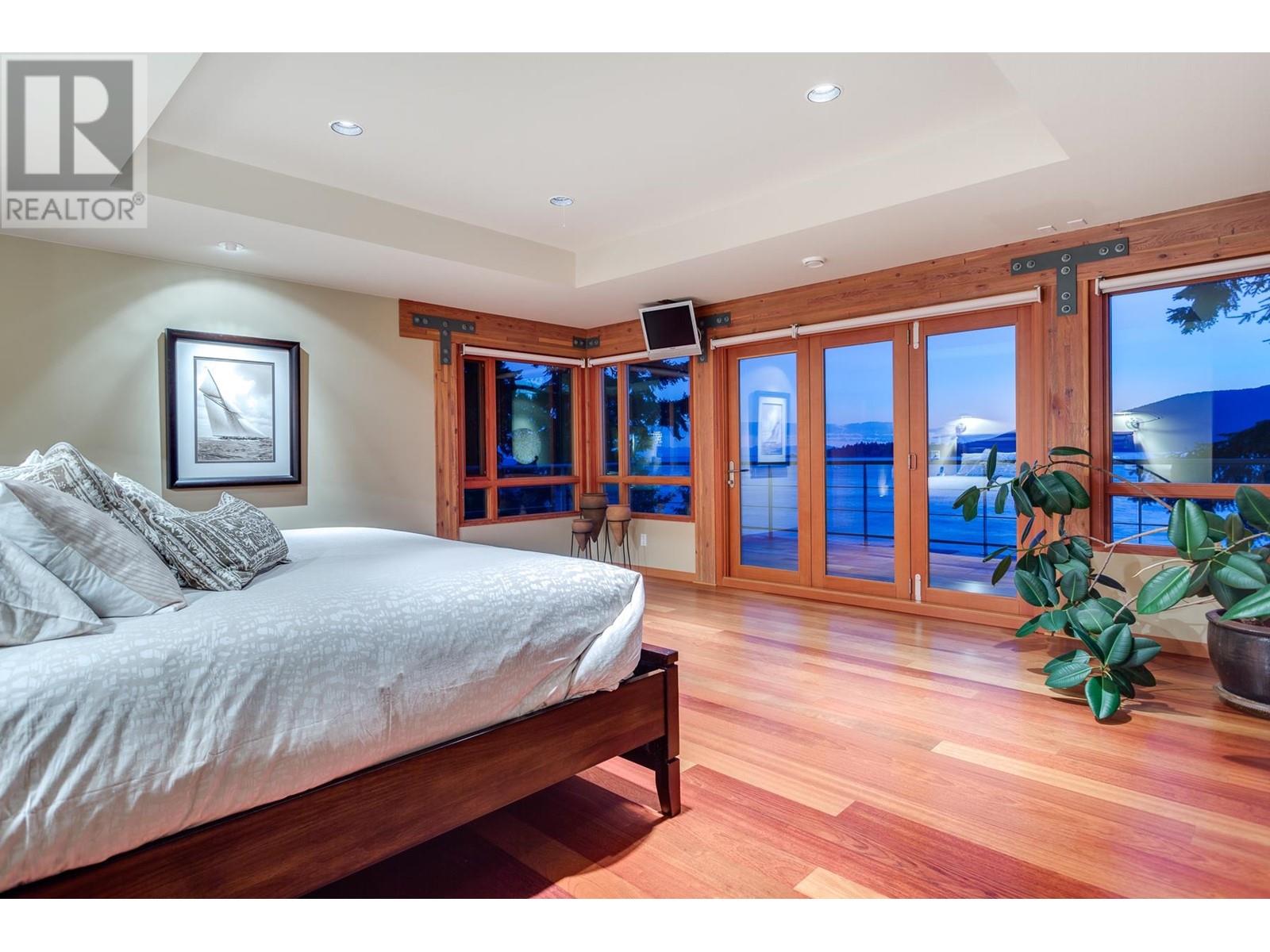 5363 KEW CLIFF ROAD, West Vancouver real estate listing R2851195