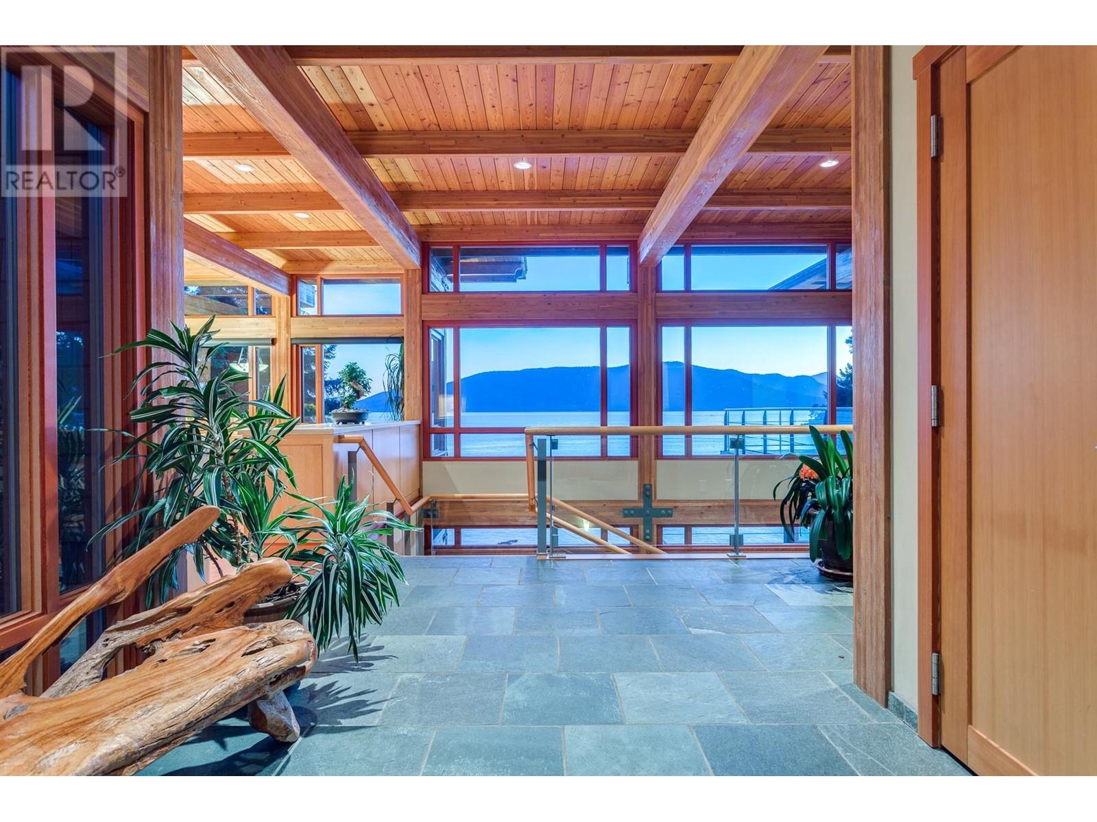 5363 KEW CLIFF ROAD, West Vancouver real estate listing R2851195