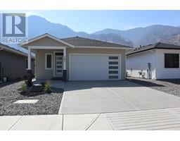 381 10TH Avenue, Keremeos