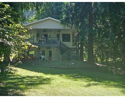 534 BAYVIEW ROAD, Nakusp