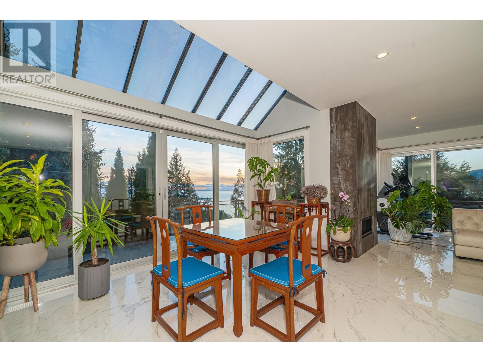 5290 GULF PLACE, West Vancouver