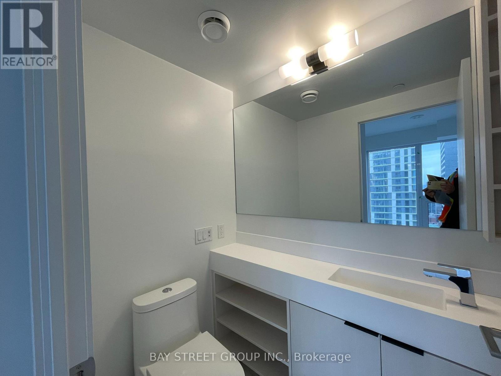 #2701 82 DALHOUSIE STREET - 11