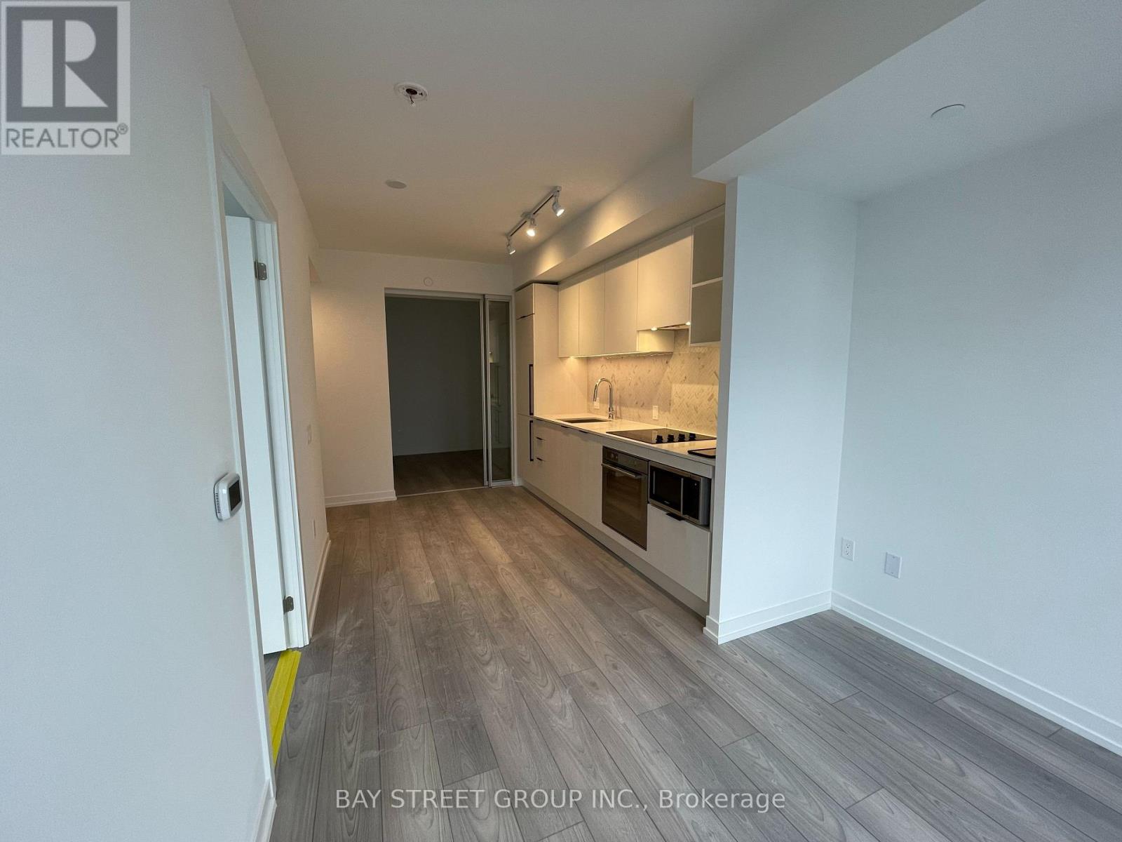#2701 82 DALHOUSIE STREET - 3