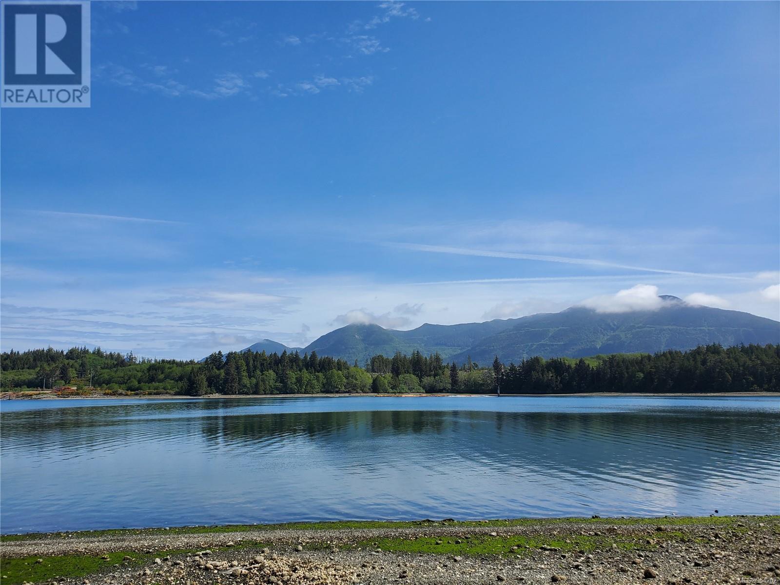 SL 3 Kvarno Island, Ucluelet