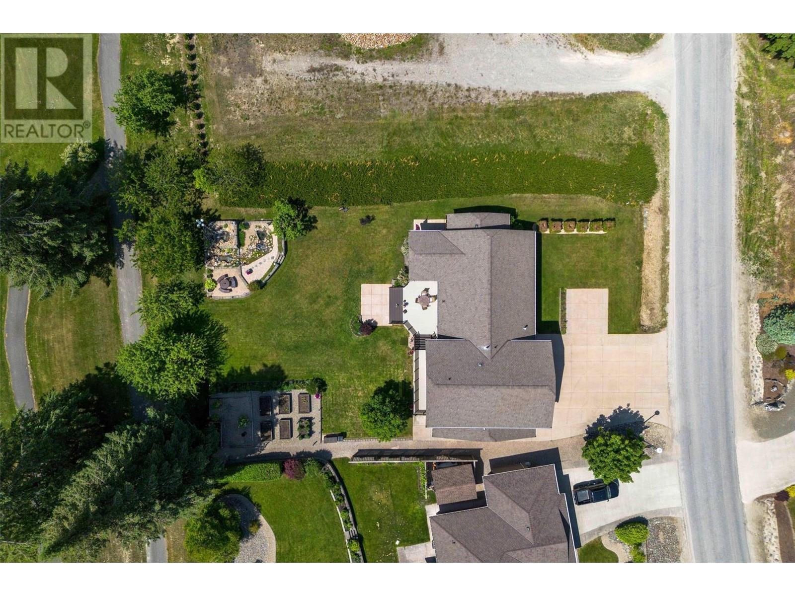  2472 Golf Course Drive, Blind Bay