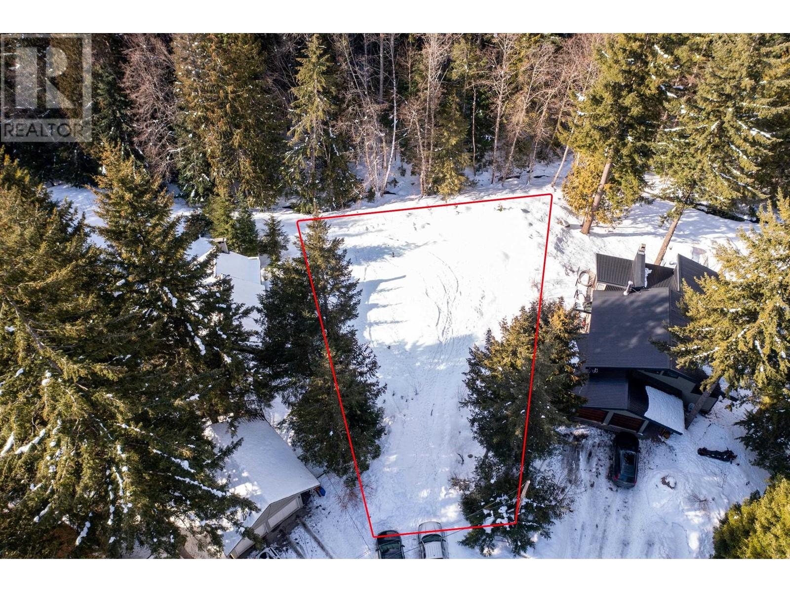 8648 LAKEWOOD COURT, Whistler real estate listing R2853797
