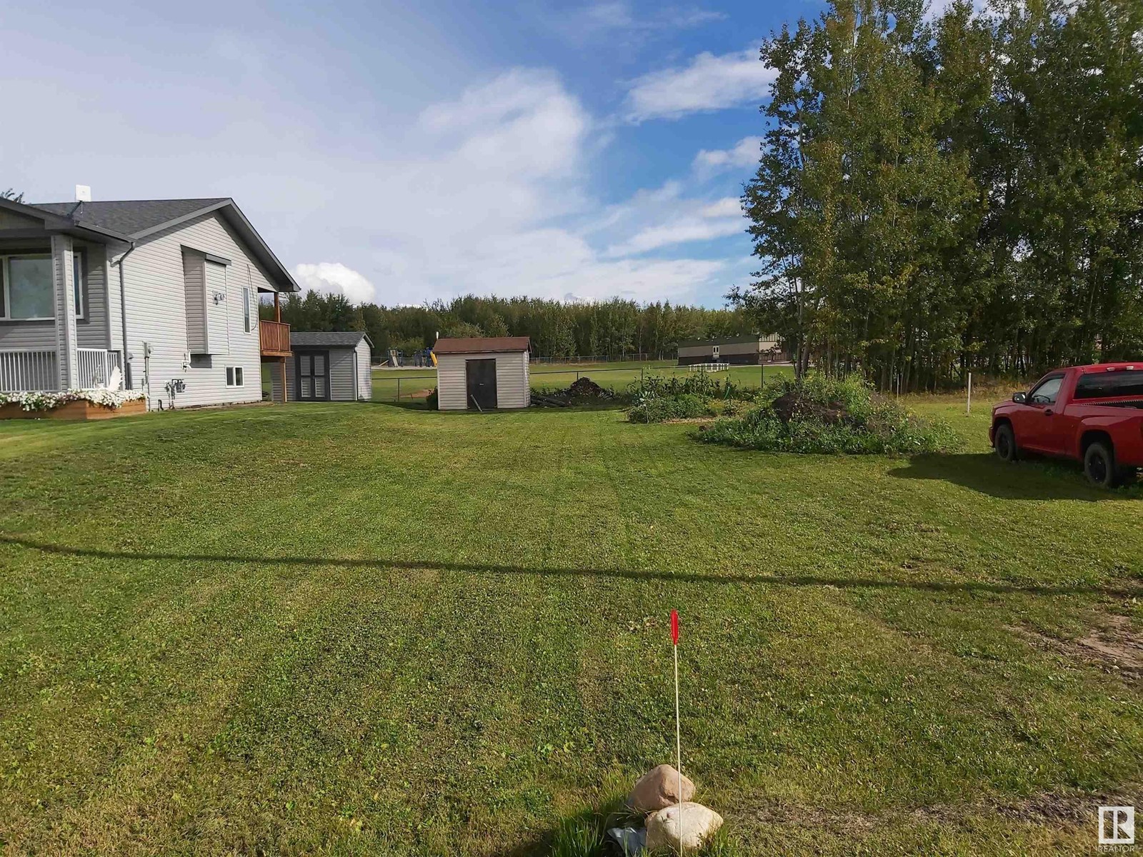 Vacant Land For Sale | 4303 43 Av | Rural Lac Ste Anne County | T0E0A0