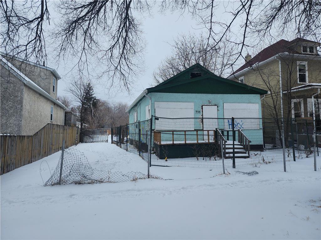 Vacant Land For Sale | 498 Flora Avenue | Winnipeg | R2W2S1