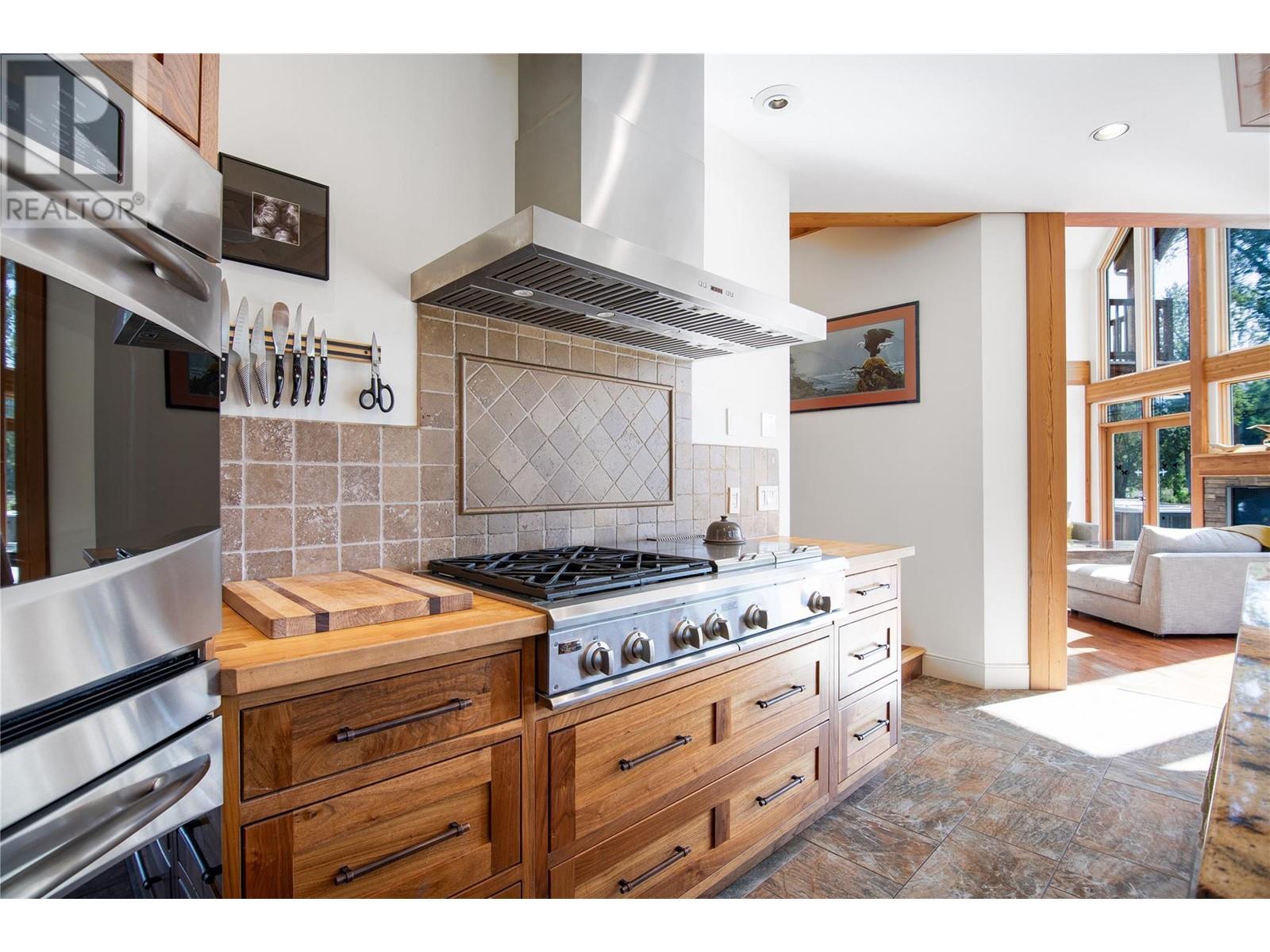 2388 Lawrence Road, Lumby
