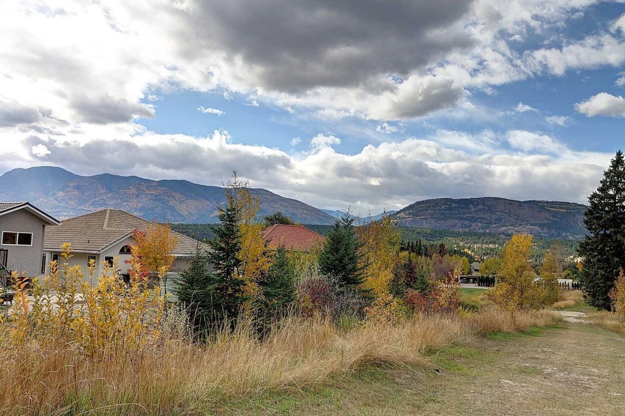 4882 REDWING ROAD, Fairmont Hot Springs