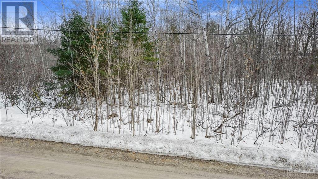 Legree Street, Calabogie