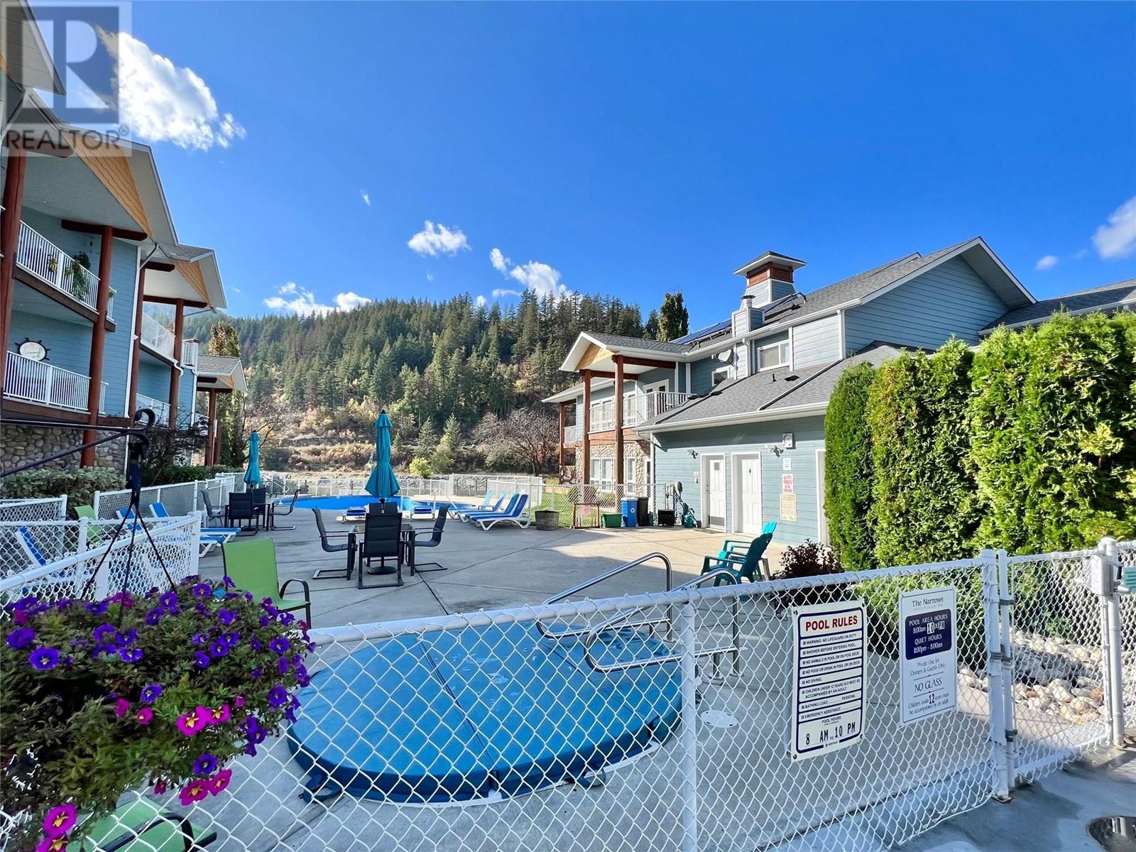 B304 1118 Riverside Avenue, Sicamous