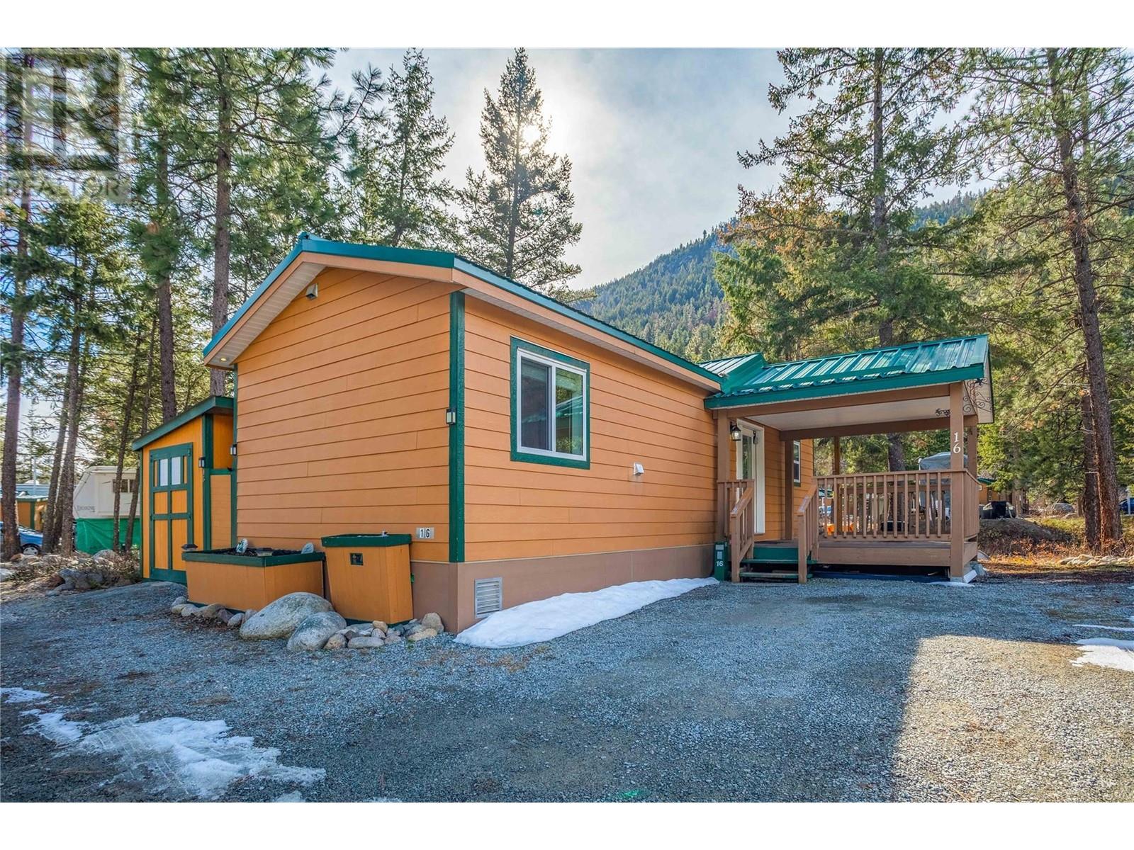 16 4835 Paradise Valley Drive, Peachland