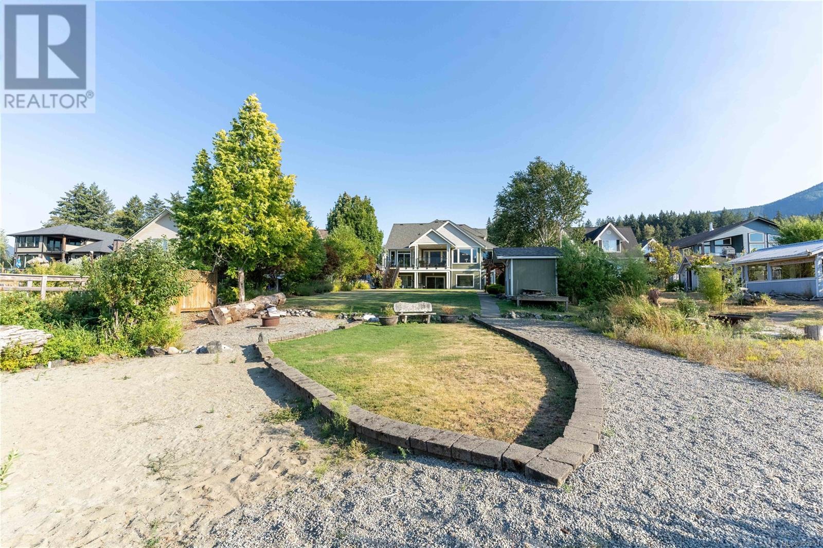 375 Point Ideal Dr, Lake Cowichan
