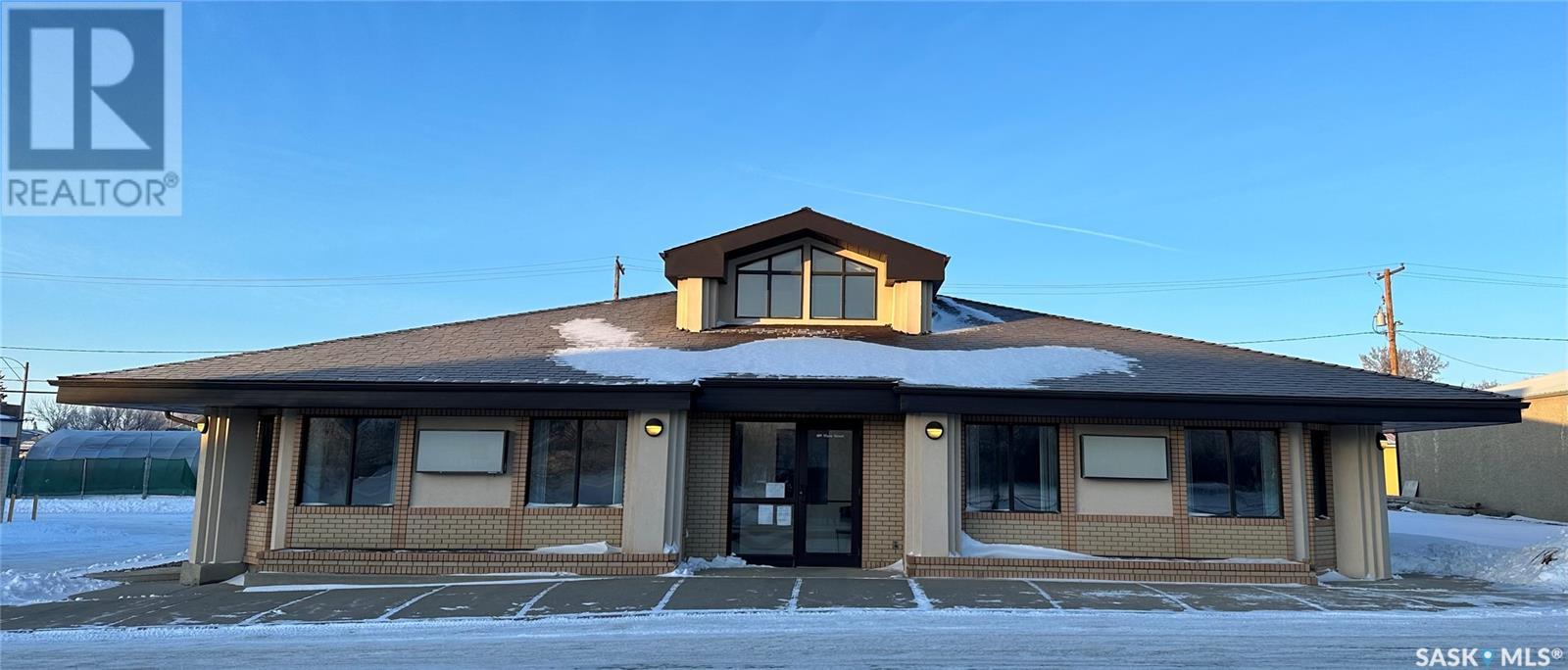 Commercial For Sale | 409 Main Street | Kindersley | S0L1S0
