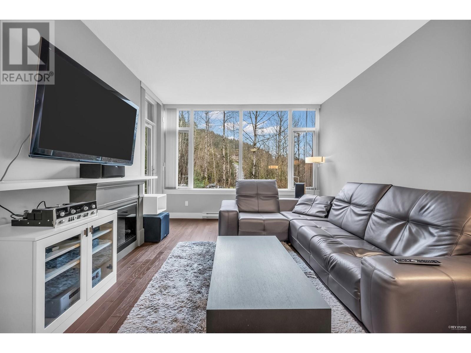707 1415 Parkway Boulevard, Coquitlam