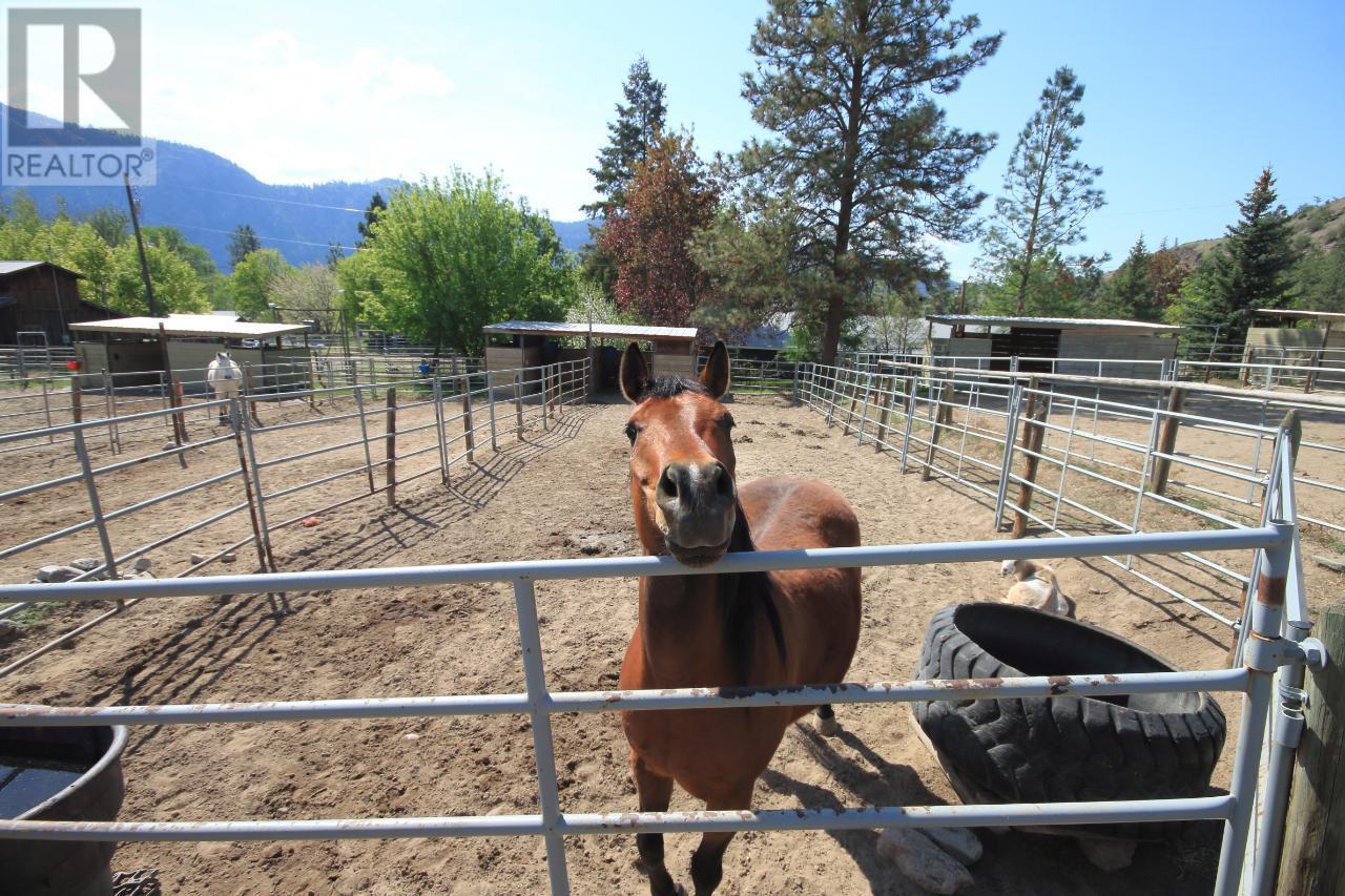 4301 MCLEAN CREEK Road, Okanagan Falls