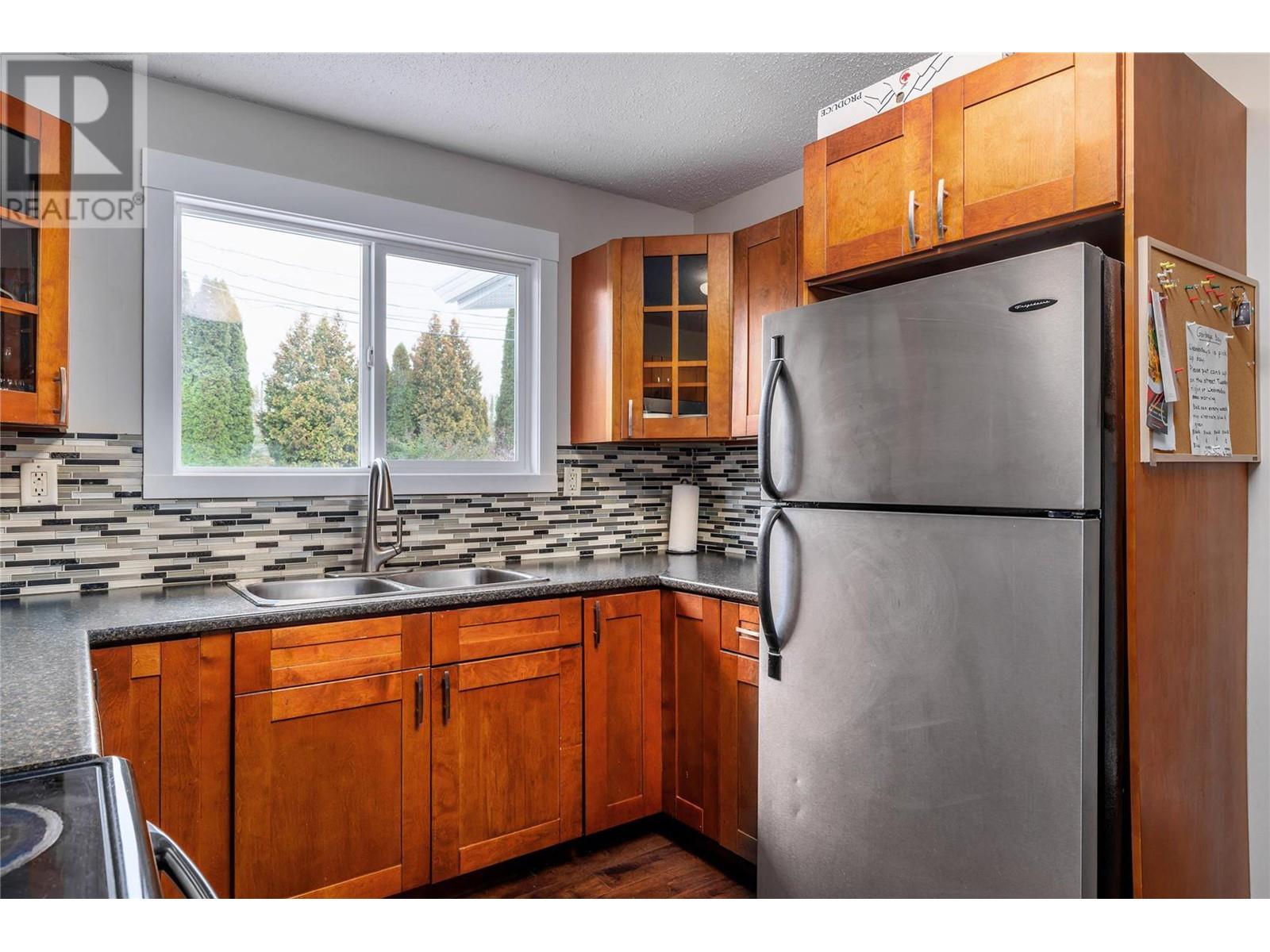 3 2161 Scenic Road, Kelowna