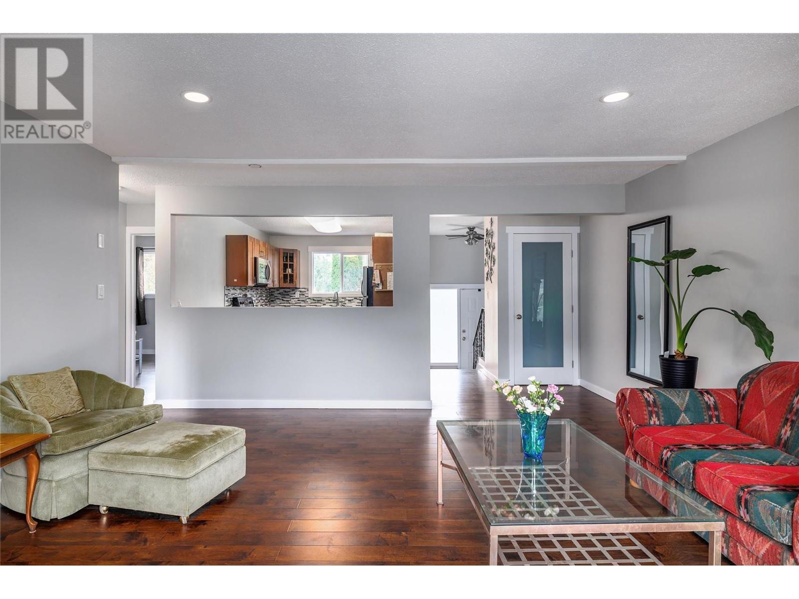 3 2161 Scenic Road, Kelowna