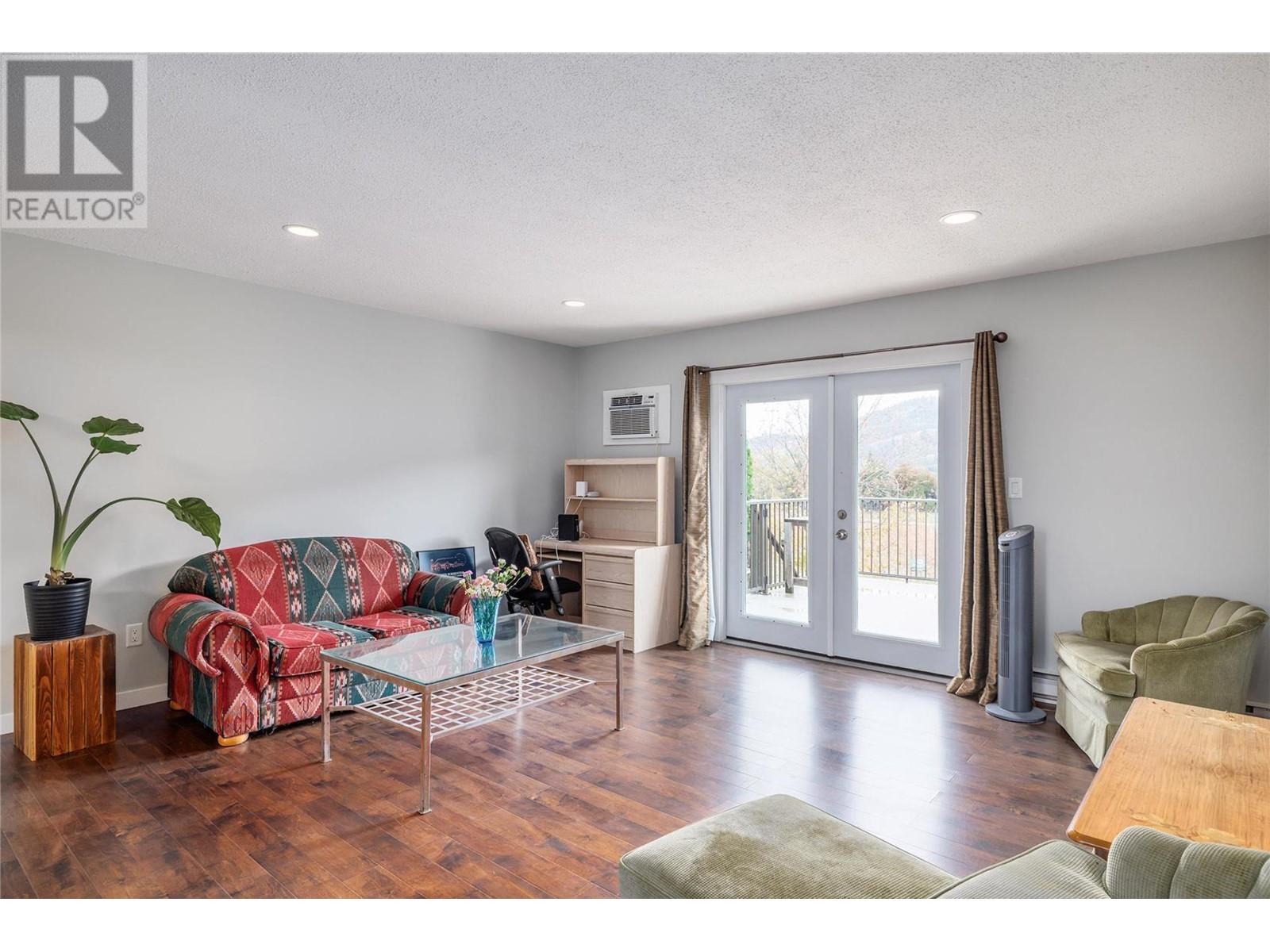 3 2161 Scenic Road, Kelowna