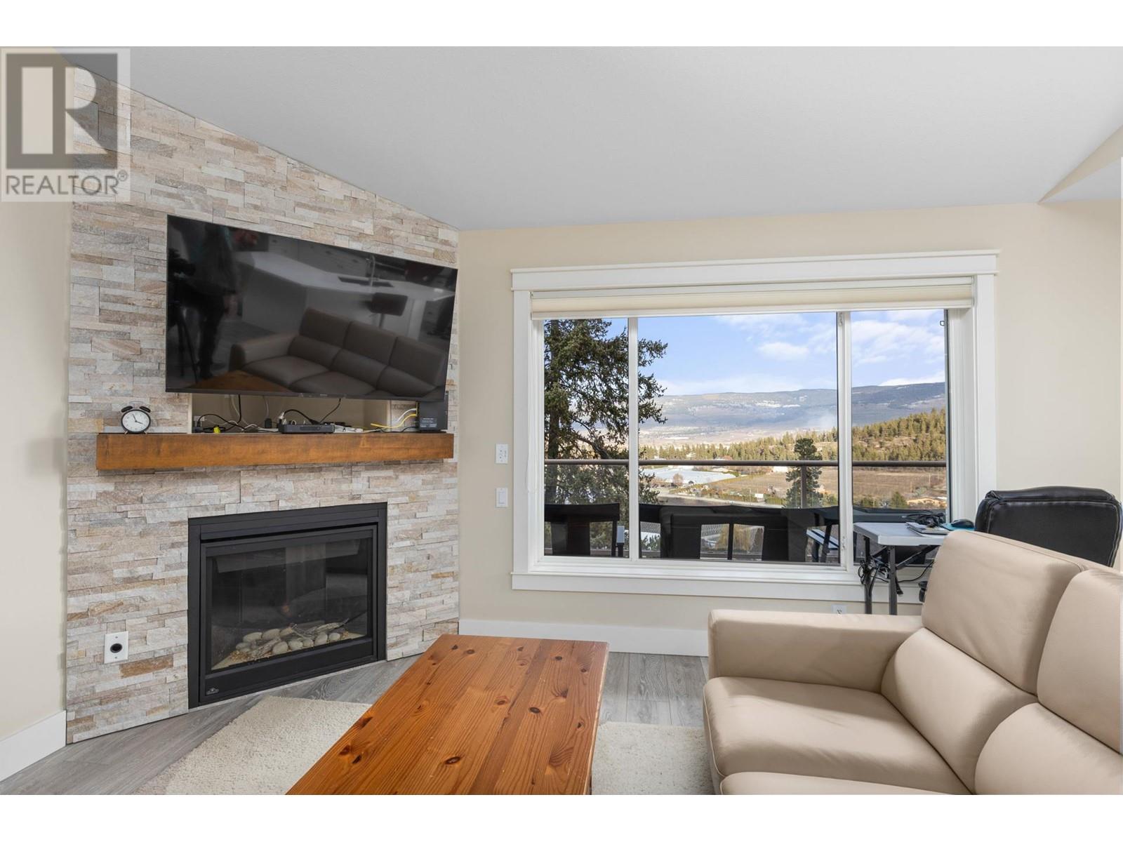 16 2325 Silver Place, Kelowna