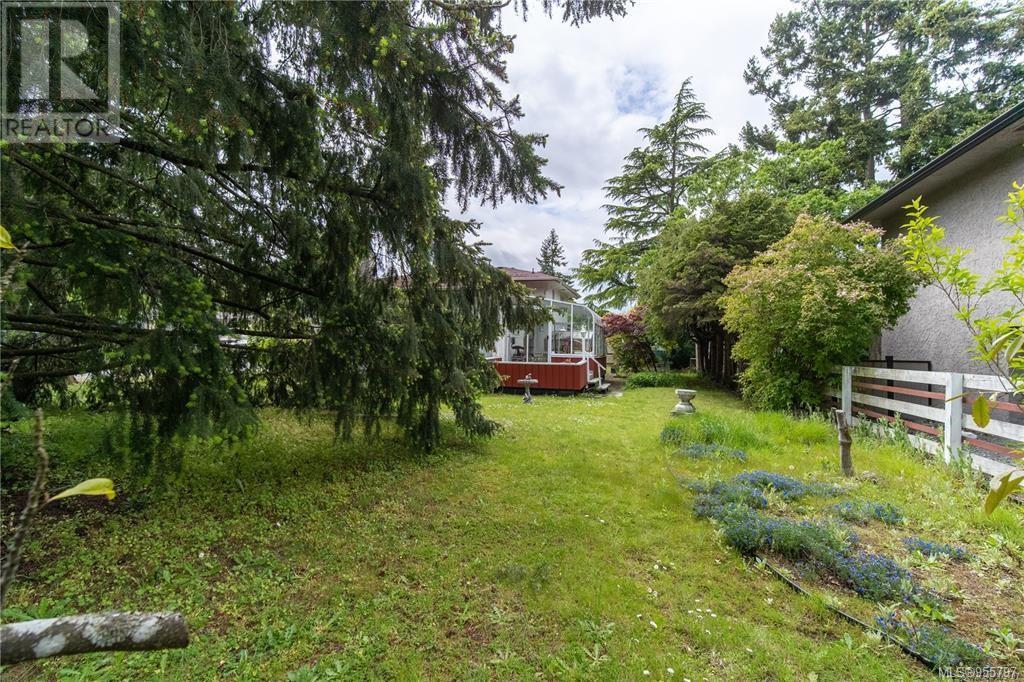 2776 Scafe Rd, Langford real estate listing 955797