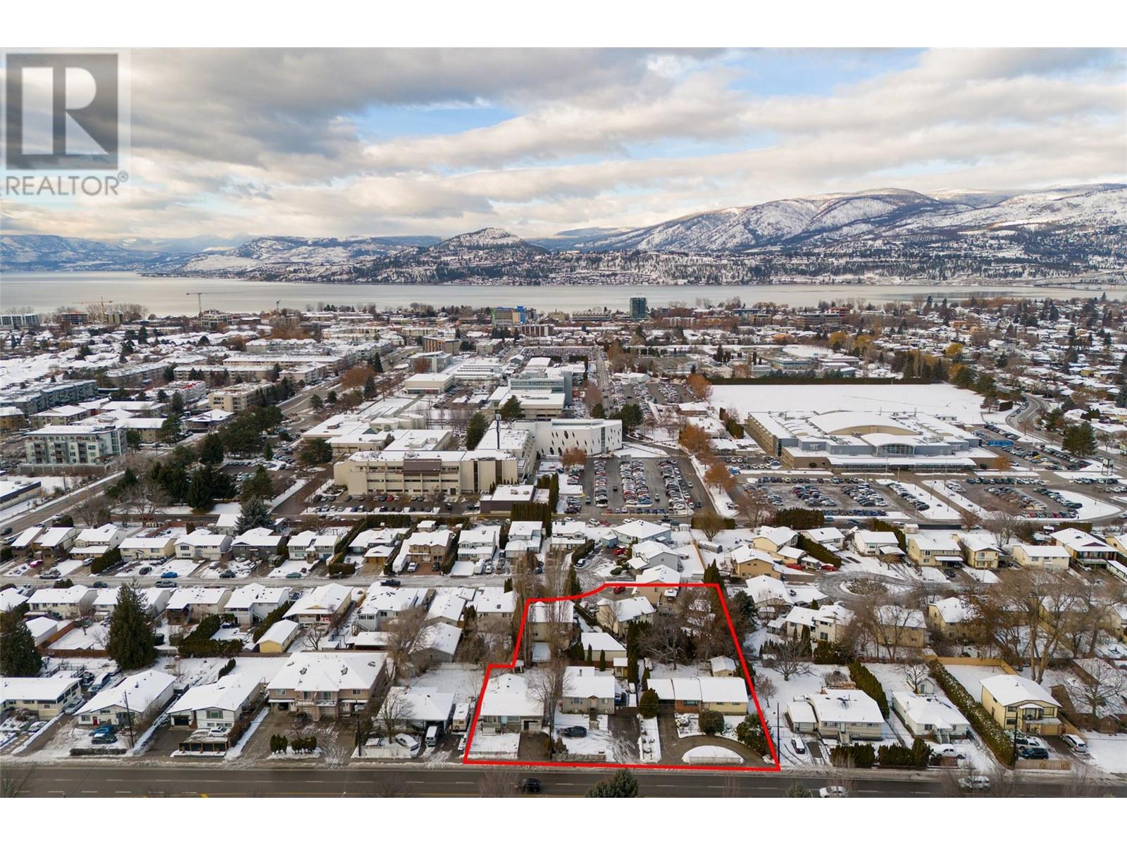  2930 GORDON Drive, Kelowna