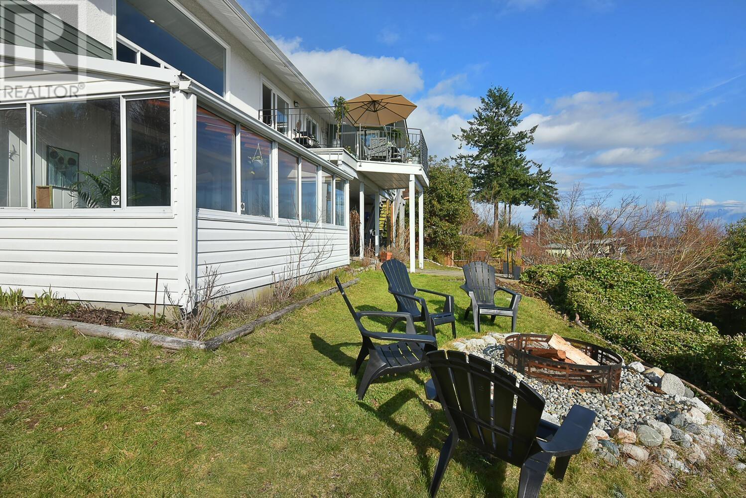 500 SARGENT ROAD, Gibsons