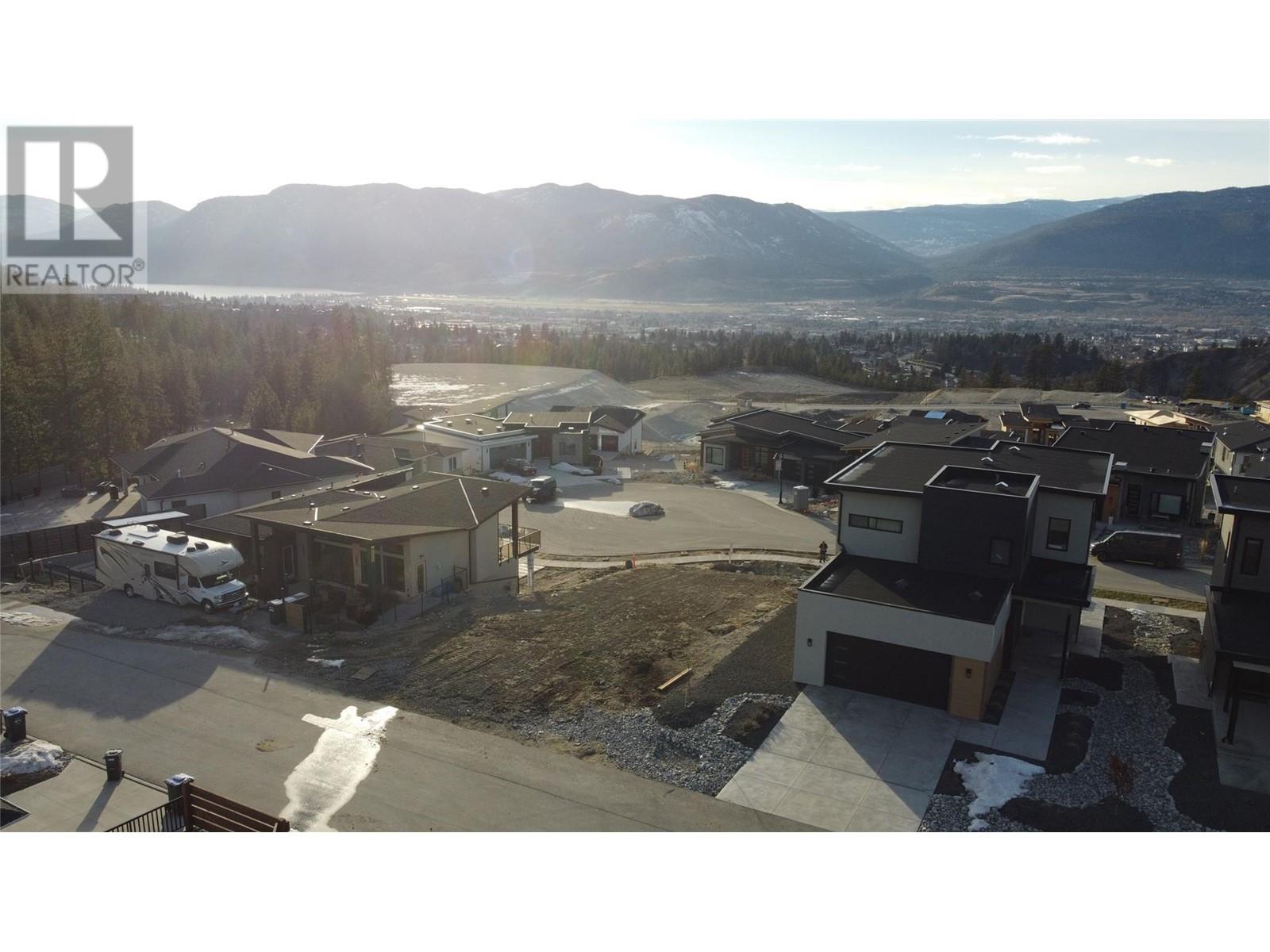  166 FAWN Court, Penticton