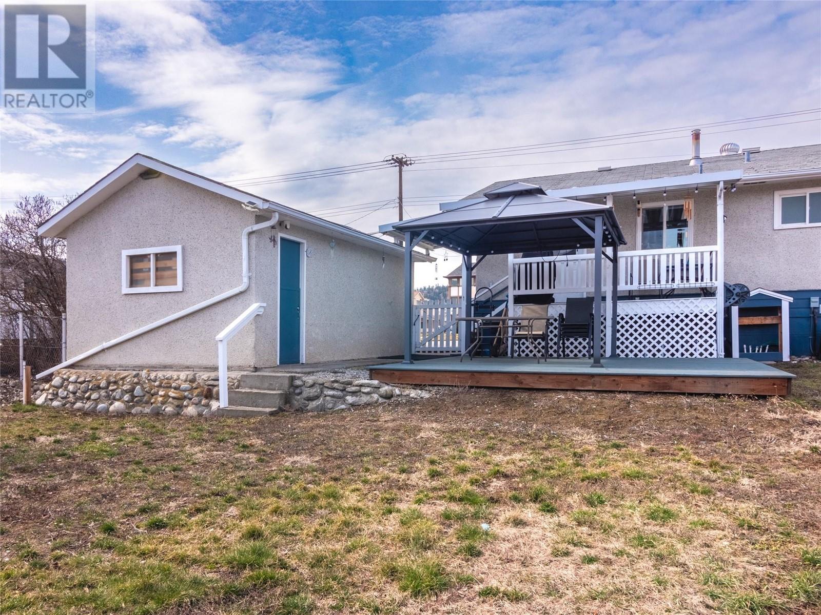  13015 Armstrong Avenue, Summerland