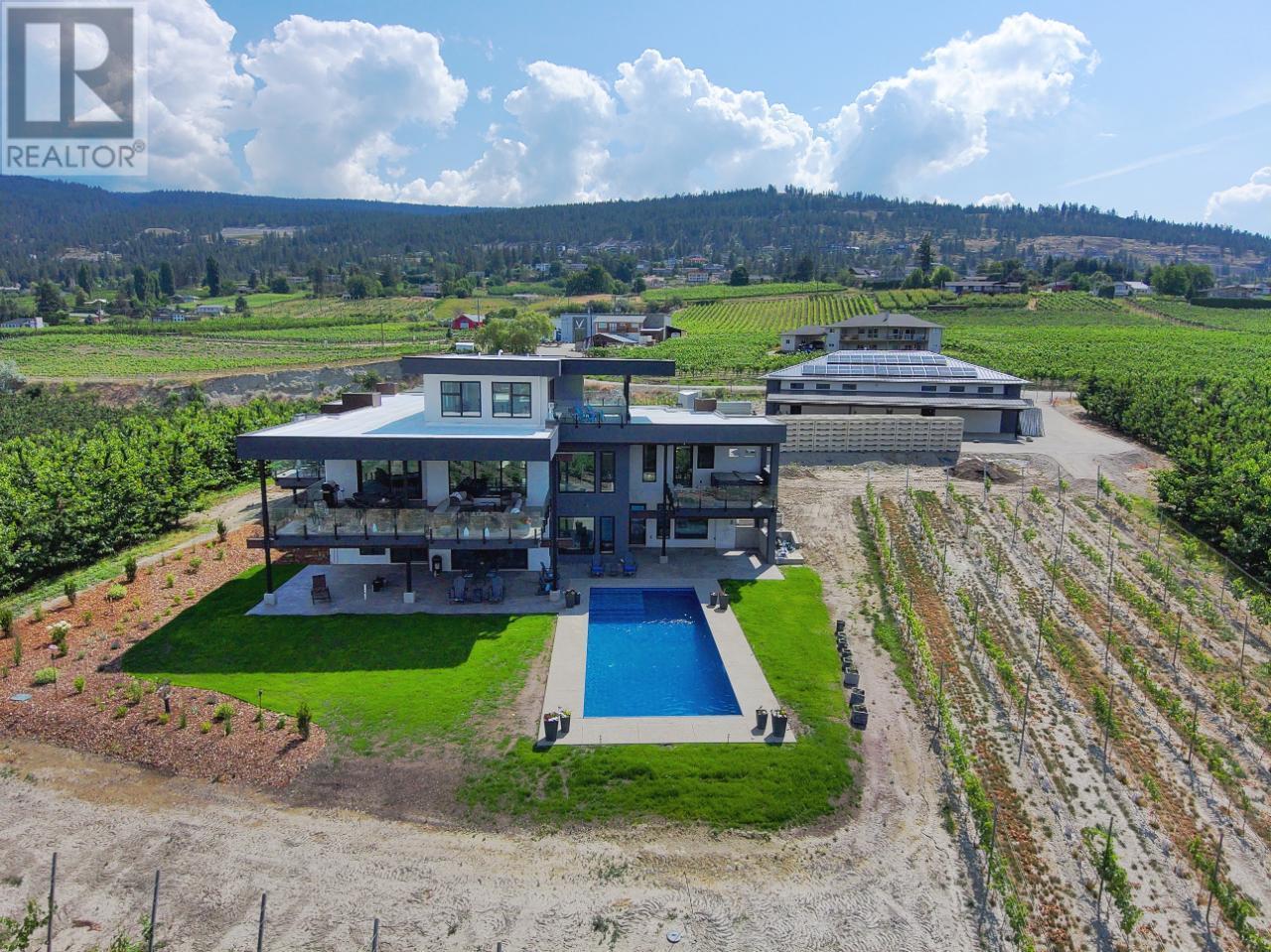  2805 Aikins Loop, Naramata