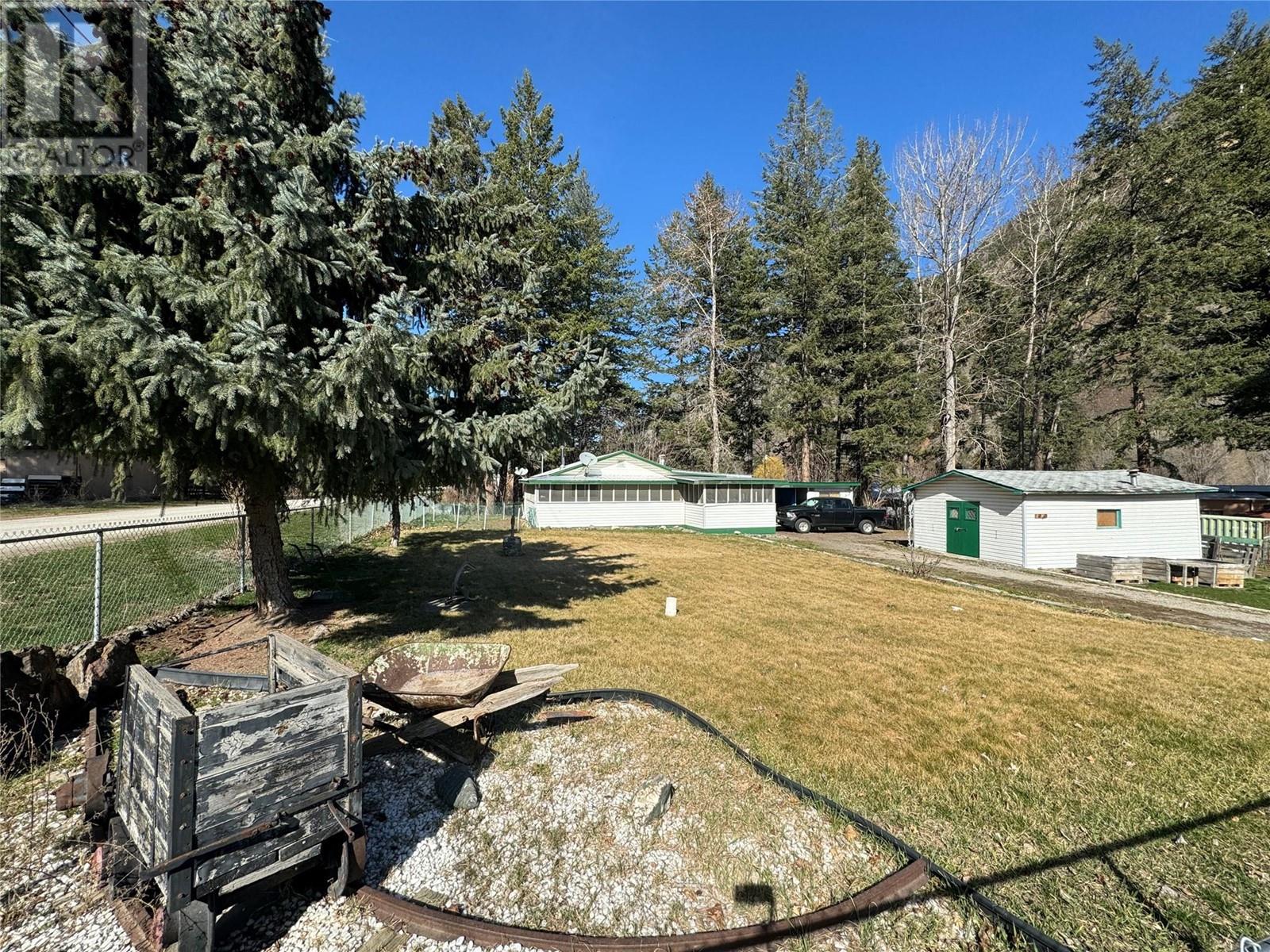  1483 MAIN Street, Olalla