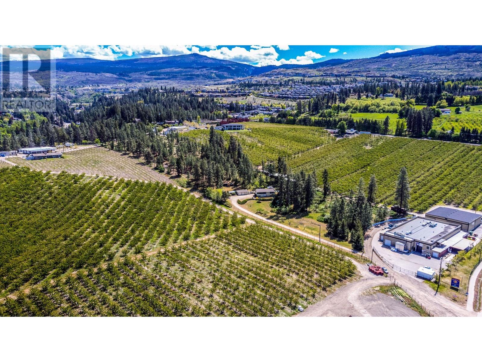  4729 Lakeshore Road, Kelowna