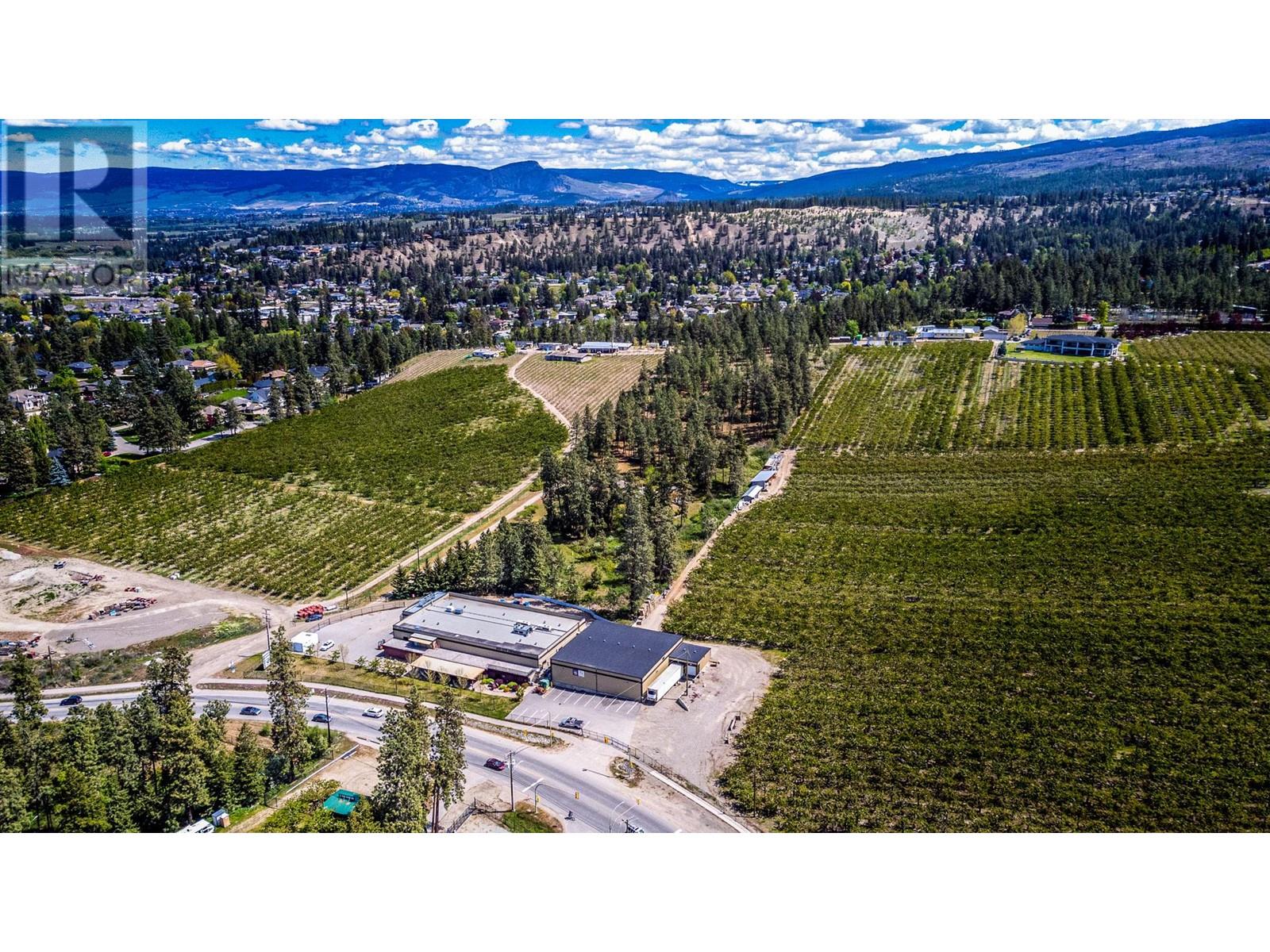  4729 Lakeshore Road, Kelowna
