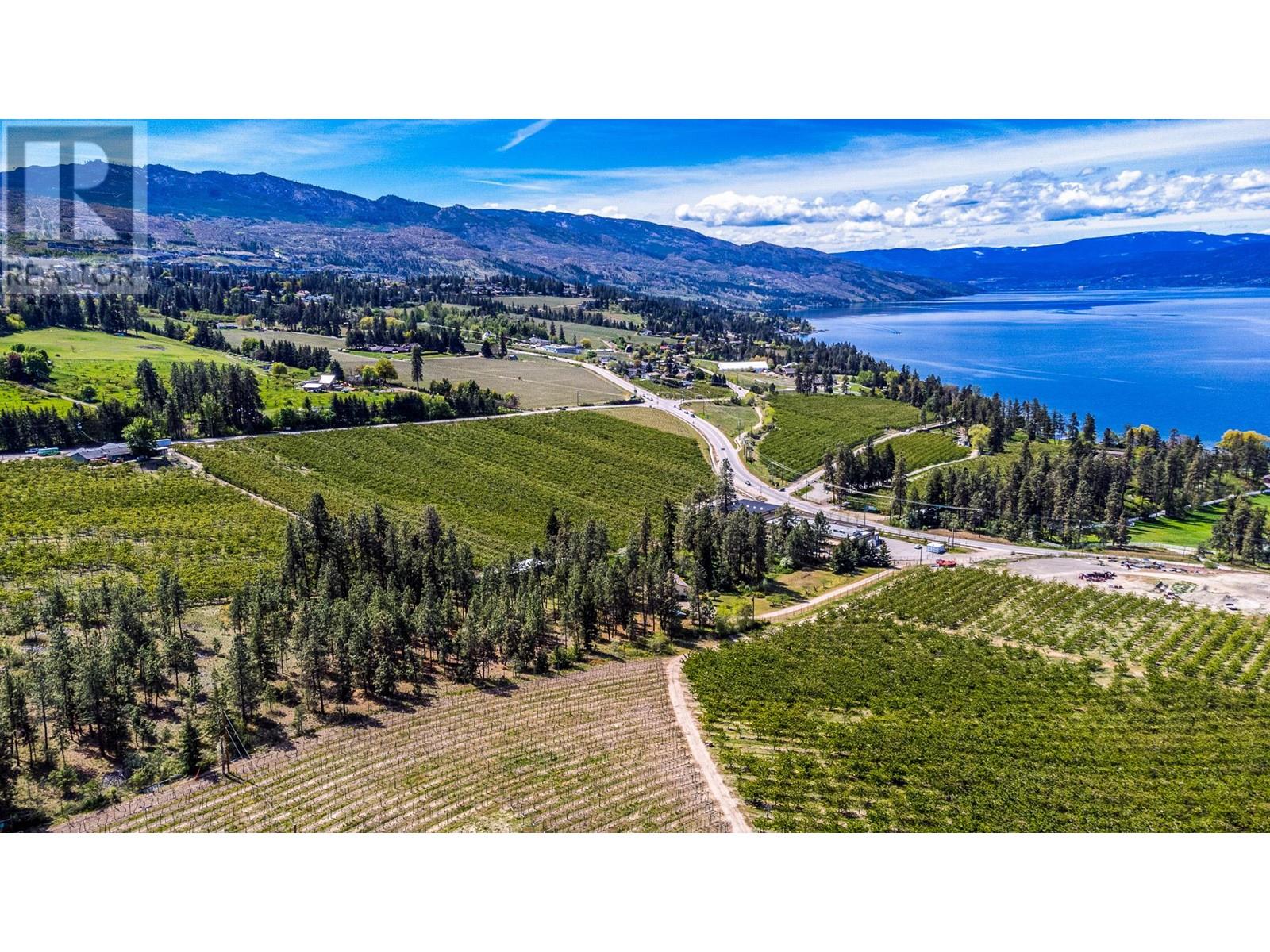  4729 Lakeshore Road, Kelowna